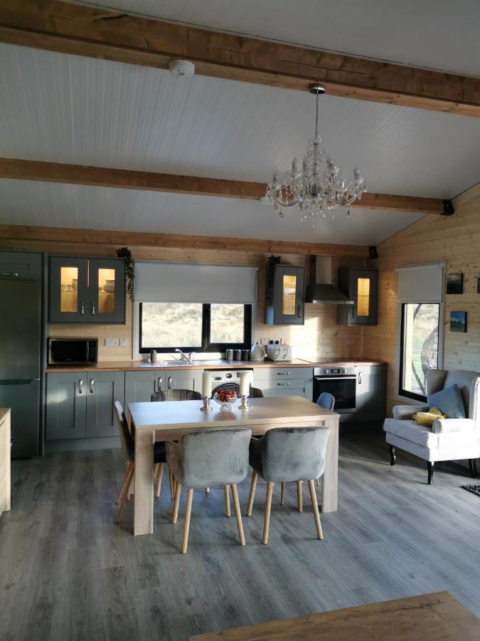 Boyhollagh The Lodge Mountain View Log Cabin , Attymass Ballina מראה חיצוני תמונה