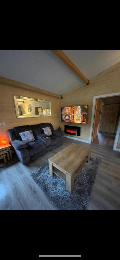 Boyhollagh The Lodge Mountain View Log Cabin , Attymass Ballina מראה חיצוני תמונה